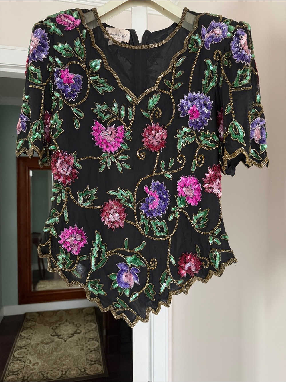 Floral Sequin Short-Sleeve Women's Top - Black with Purple/Pink Flowers